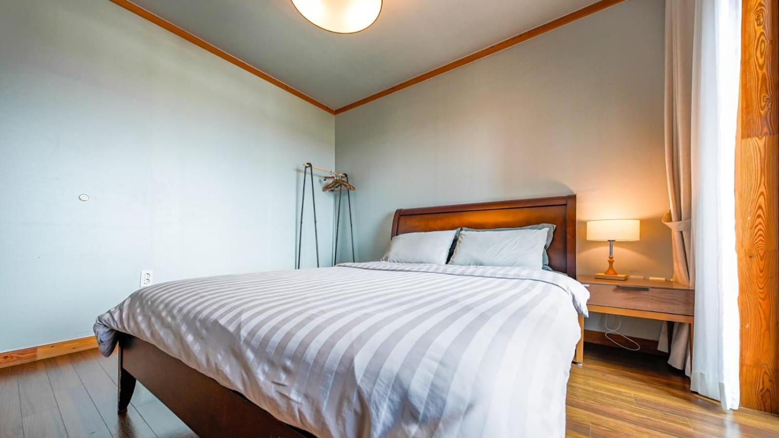 Jeju Eco Suites Согвипхо Экстерьер фото